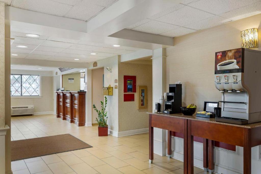 Best Western Plus The Inn At Sharon/Foxboro Eksteriør bilde